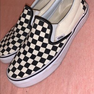 Checkered vans size 9